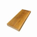 Rifliuota ir lygi impregnuotos pušies terasinė lenta 28x120x3300 - Image 3