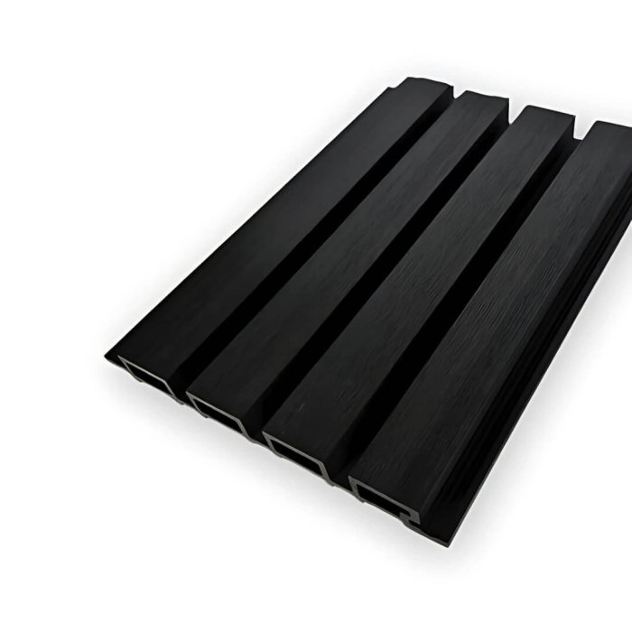 Scandic Fortewood wood-plastic composite decking board in Charcoal